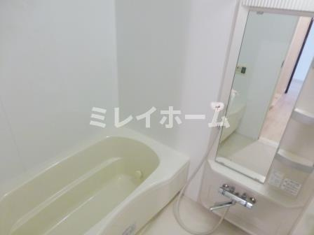 レジディア中延の浴室