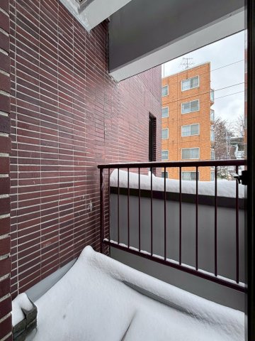 アルファコート伏見のバルコニー