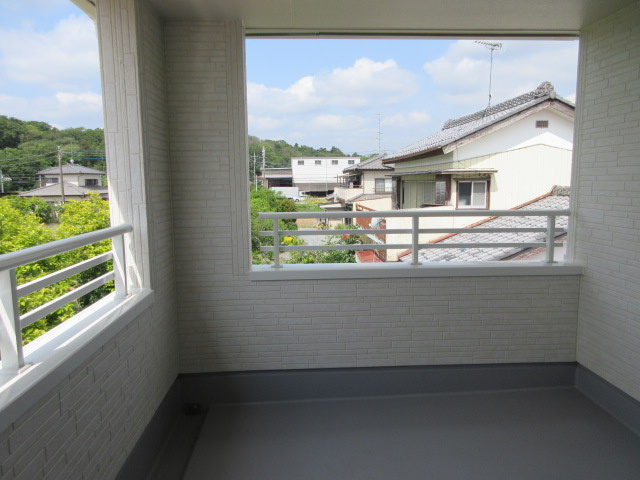 【仲介手数料無料】新築戸建　熊谷市中恩田467-1（全3棟）のバルコニー