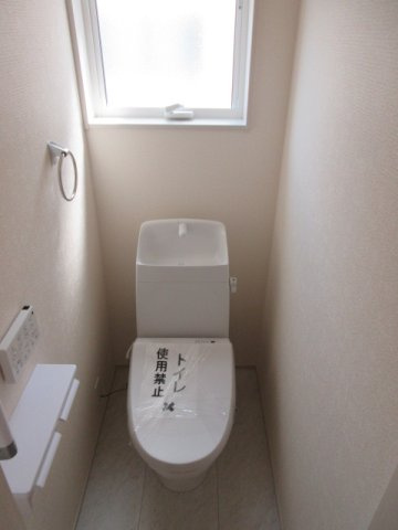 【仲介手数料無料】新築戸建　熊谷市中恩田467-1（全3棟）のトイレ