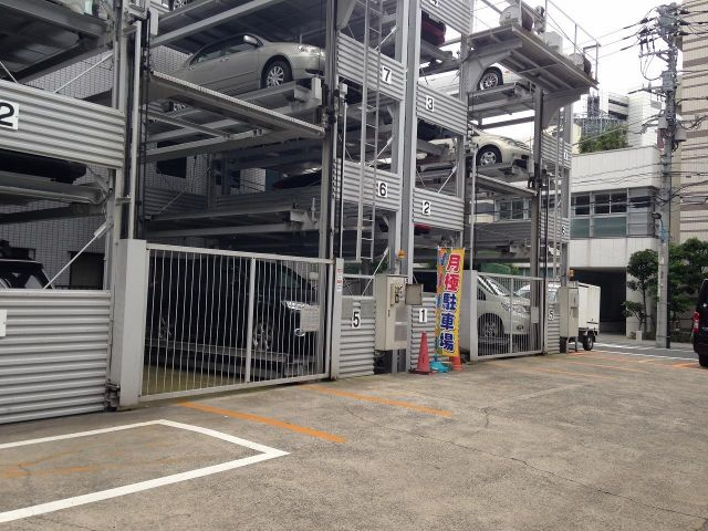 ＨＹ四谷の周辺|前面道路