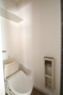 【トイレ】 | メゾンド秋桜A | ゆったりとした空間のトイレです