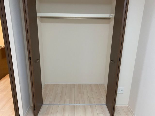 西宮市山口町　アパート新築工事の収納|同メーカー施工のイメージ写真です。