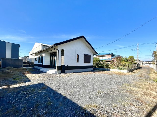 【中古戸建】邑楽郡邑楽町大字中野の外観|■外観｜親戚や友人を何度でも招きたくなってしまうようなお家です( ＾＾ )