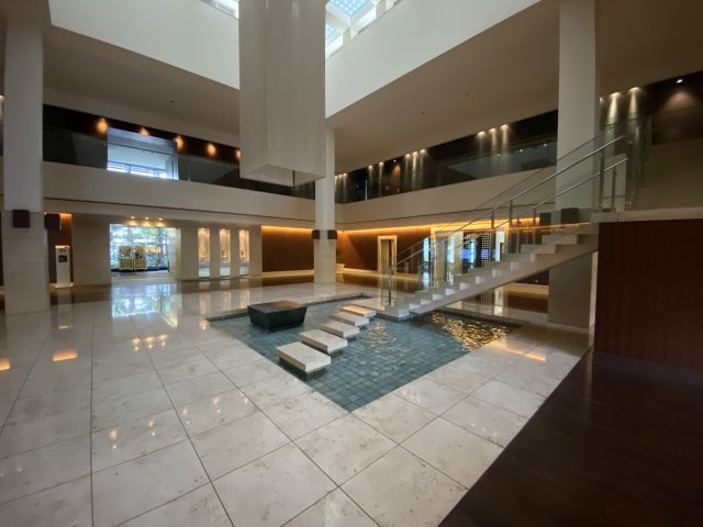 【エントランス】