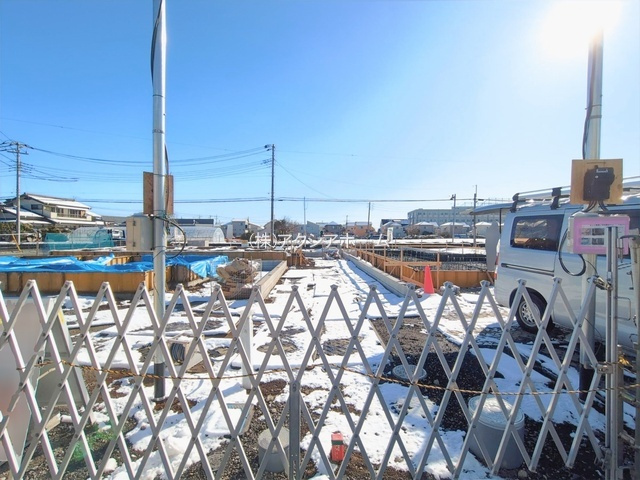 所沢市東狭山ケ丘3丁目・全５棟　新築一戸建　2号棟の前面道路含む現地写真|現地写真　2026年1月26日撮影