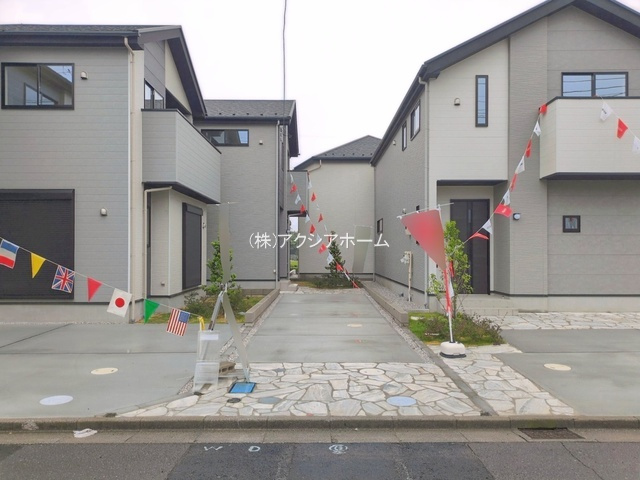 所沢市東狭山ケ丘3丁目・全5棟　新築一戸建　2号棟の駐車場
