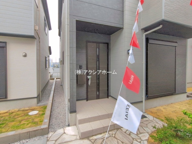 所沢市東狭山ケ丘3丁目・全5棟　新築一戸建　2号棟の玄関