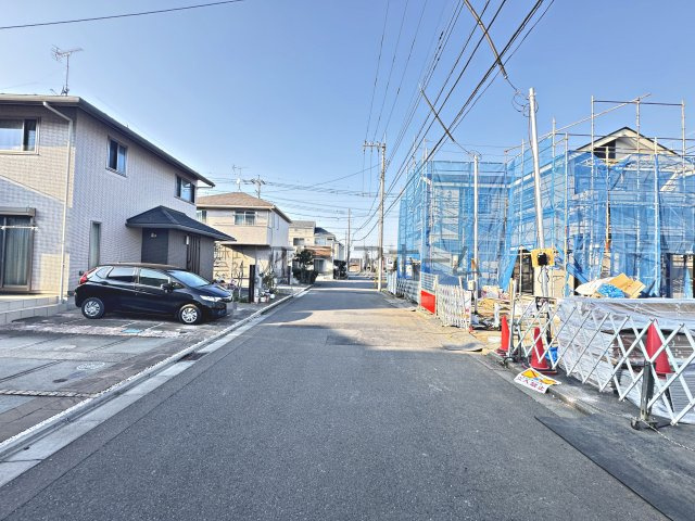 所沢市東狭山ケ丘3丁目・全５棟　新築一戸建　2号棟の前面道路含む現地写真|現地写真（2026年2月9日撮影）