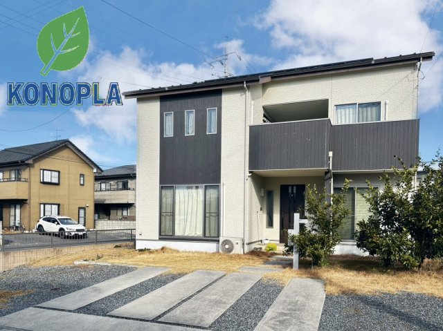 【中古戸建】太田市龍舞町の外観|■外観｜外壁のアクセントカラーがスタイリッシュな印象です。シンプルなデザインでありながらも「個性」を損なわず、お客様一人ひとりの暮らし方にフィットします。