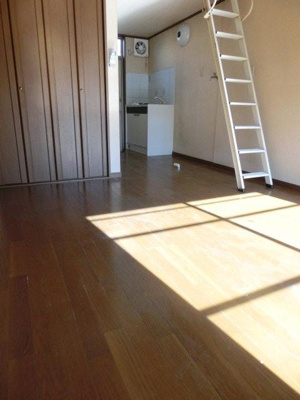 【居間・リビング】 | 栄マンション | ※同タイプの別の部屋の写真です。