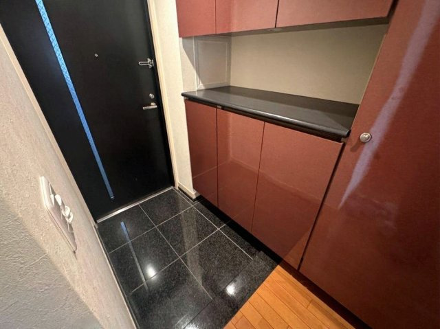 グランコピエ浅草雷門の玄関