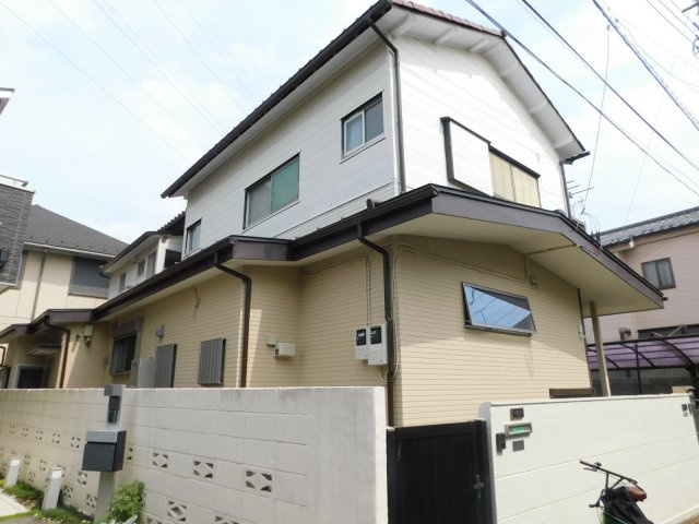 UKNの外観