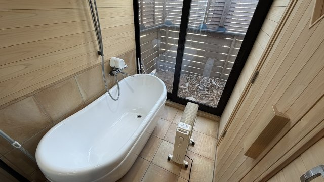 【動画付き】旧軽井沢倶楽部 遊び心満載の間取りの中古戸建の浴室|サウナ用