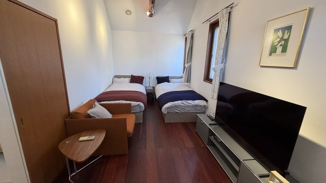 【動画付き】旧軽井沢倶楽部 遊び心満載の間取りの中古戸建の洋室|2Fゲストルームその2