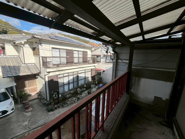 須磨寺町4丁目貸戸建のバルコニー
