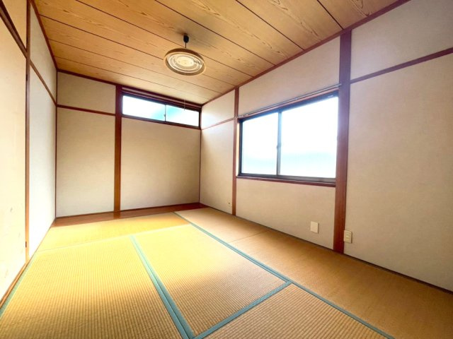 須磨寺町4丁目貸戸建の和室|和室付き