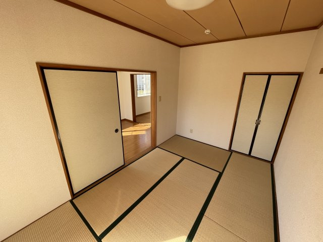 ヴィラローズの和室
