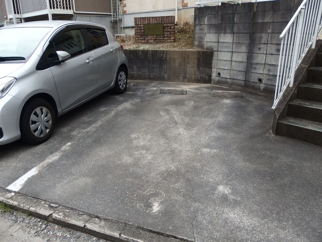 アンフィニの駐車場