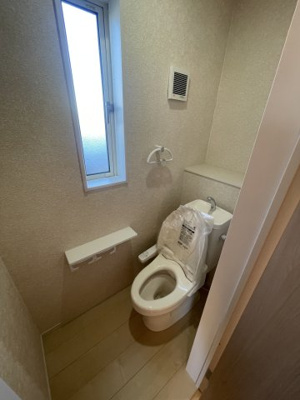 【トイレ】 | 笠間市美原4LDK中古住宅 | 二階トイレ