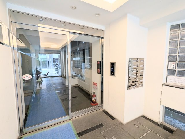 T-WOODのエントランス|～エントランス写真～