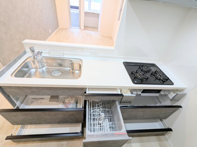 T-WOODのキッチン|～食器洗浄乾燥機付のキッチン写真～