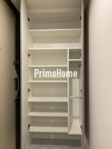 クレイシア神田淡路町の収納