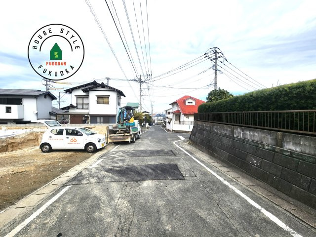 福岡市西区拾六町4丁目第1-3（3号棟）の前面道路含む現地写真|前面道路です。