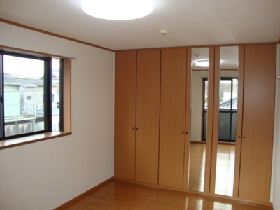 【寝室】 | ピアン