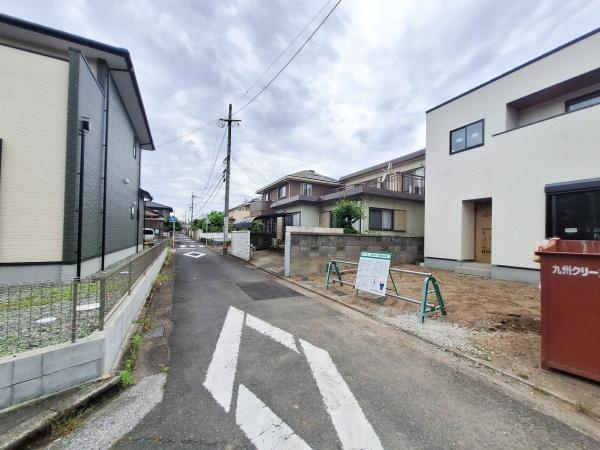 AG-HOUSE　古ヶ鶴　A棟の前面道路含む現地写真|前面道路含む現地（2026年6月撮影）