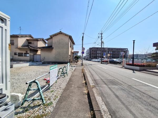 AG-HOUSE　花津留　B棟の前面道路含む現地写真|前面道路含む現地(2026年3月撮影)