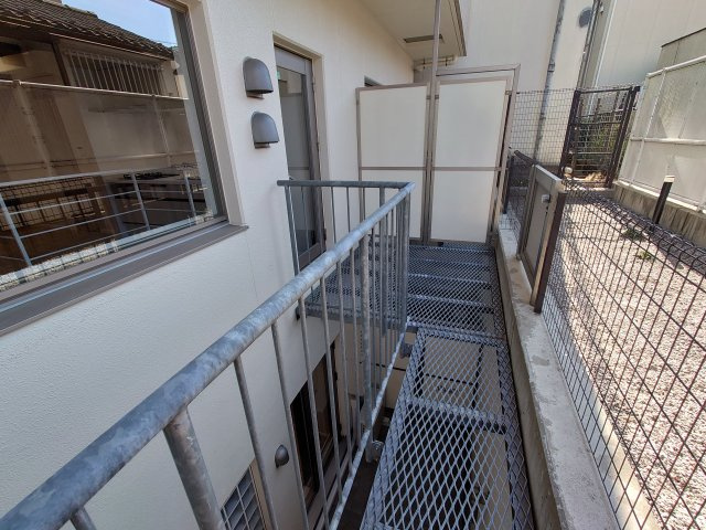 【バルコニー】