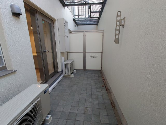 【バルコニー】