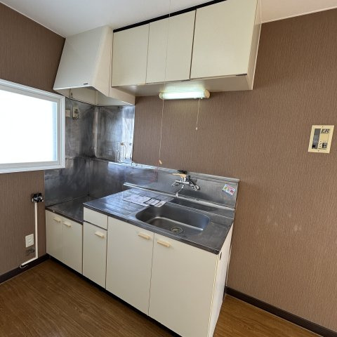ハイデンス１７のキッチン|コンパクトなキッチンで掃除もラクラク