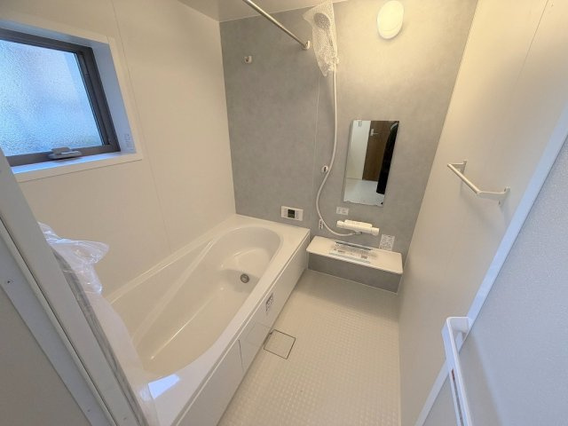 三郷市幸房　新築戸建　全1棟の浴室|一日の疲れをゆったり癒す広々とした一坪バス