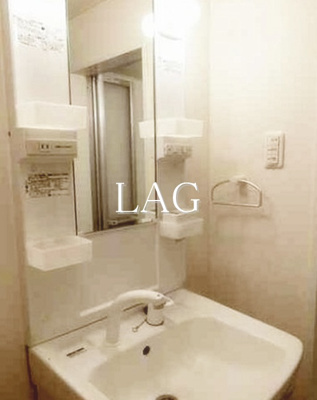 【洗面所】 | シェソワ | 洗面台です。