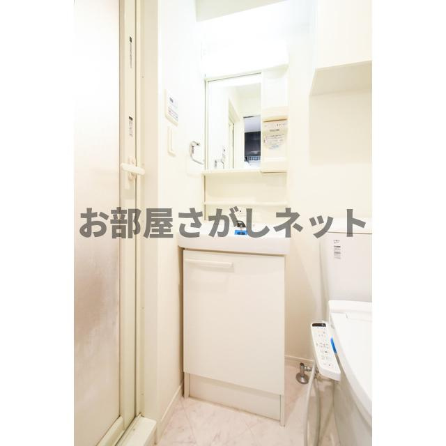 ルクレ西新宿【おとり物件なし】#学生・社会人にオススメ！初期費用分割払いOK！の洗面所