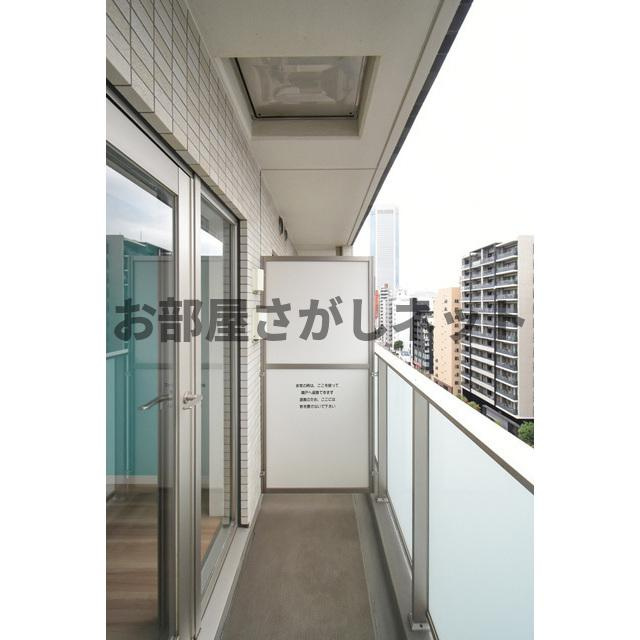 ルクレ西新宿【おとり物件なし】#学生・社会人にオススメ！初期費用分割払いOK！のバルコニー