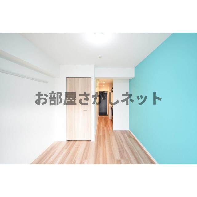 ルクレ西新宿【おとり物件なし】#学生・社会人にオススメ！初期費用分割払いOK！の居間・リビング