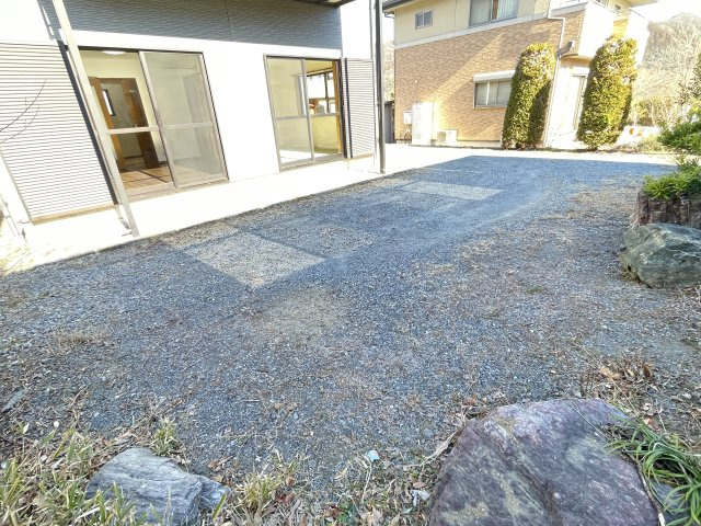 藤岡市鬼石　中古1280の庭