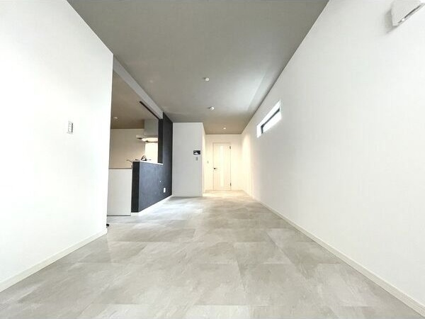 CELENEST高岳の居間・リビング