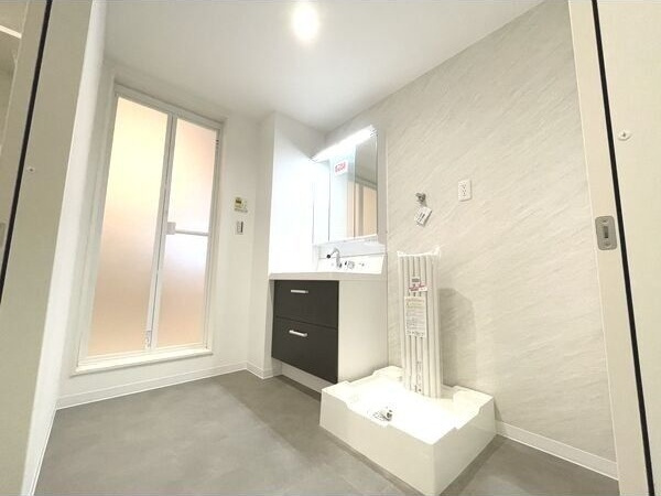 CELENEST高岳の独立洗面台