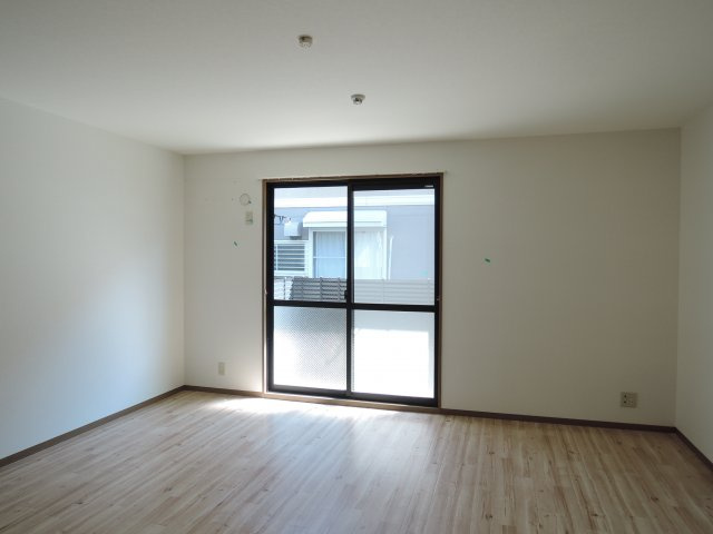 グランメールコートの居間・リビング