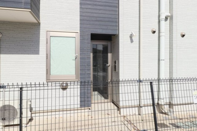 【エントランス】 | イルビラージュ仲六郷