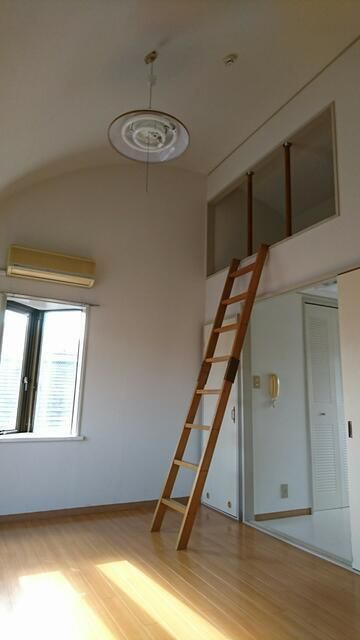 メインステージ中板橋駅前の居間・リビング