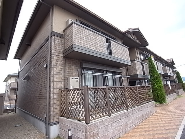 メゾンプレミールＢの外観