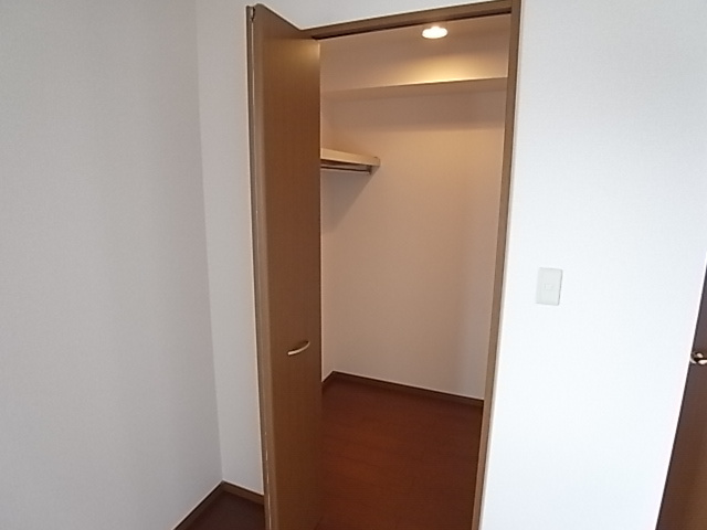 メゾンプレミールＢの収納