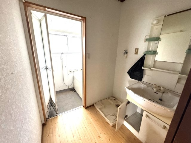 阪南市舞3丁目　中古戸建の洗面所