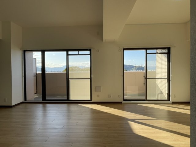 藤和神田町ハイタウンの居間・リビング|2026年1月リフォーム済み！