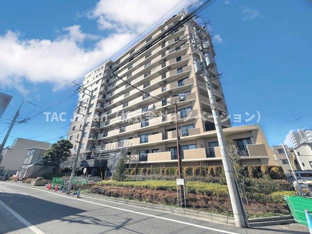 モアクレスト荒川公園ソレーユ館の外観